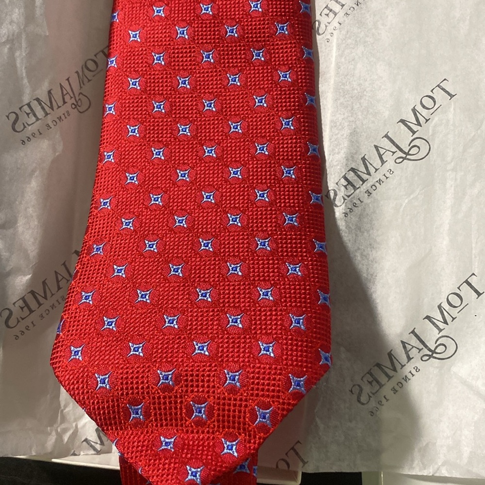 Tom James tie. Red and blue. Royal classic